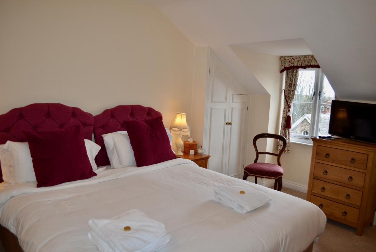 23 St Mary's 4*